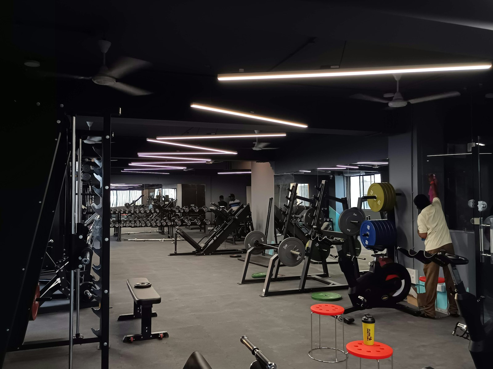 Sportzaal met led verlichting